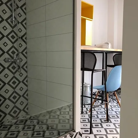 White Bottle Superior Apartamento Tesalónica