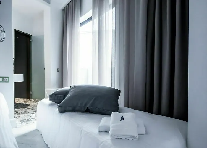 White Bottle Superior * Thessaloniki